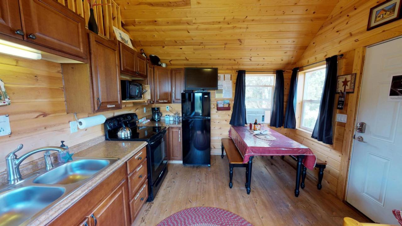White Pine Cabin By Canyonlands Lodging Monticello Exterior foto