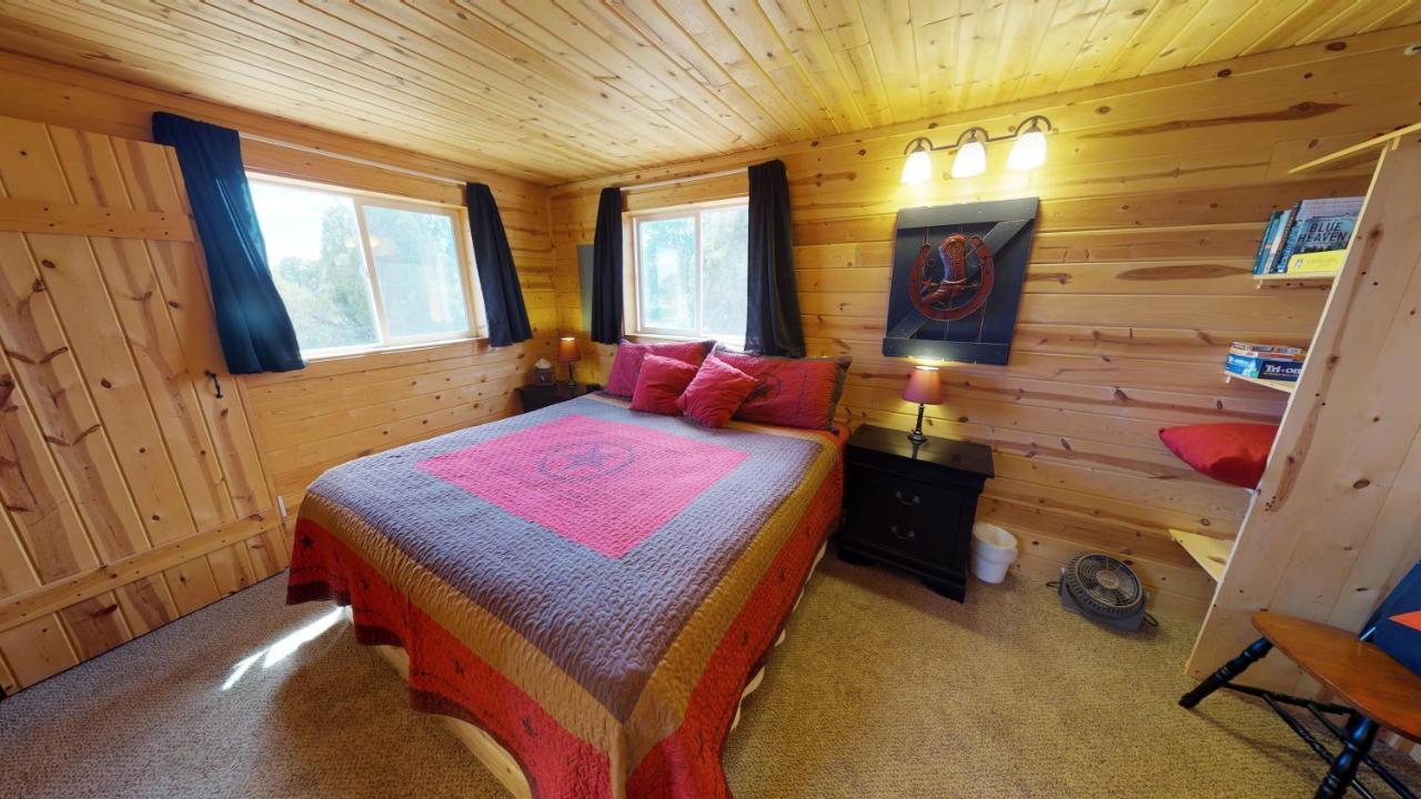 White Pine Cabin By Canyonlands Lodging Monticello Exterior foto